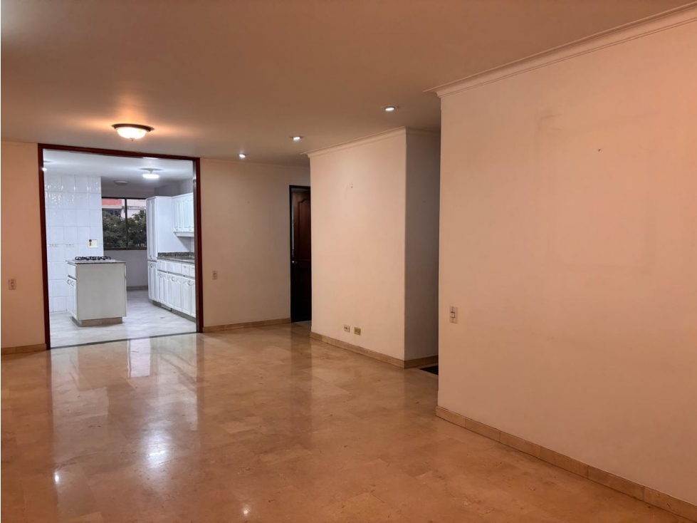 APARTAMENTO EN ARRIENDO EN LAURELES COD 10600 — foto 3