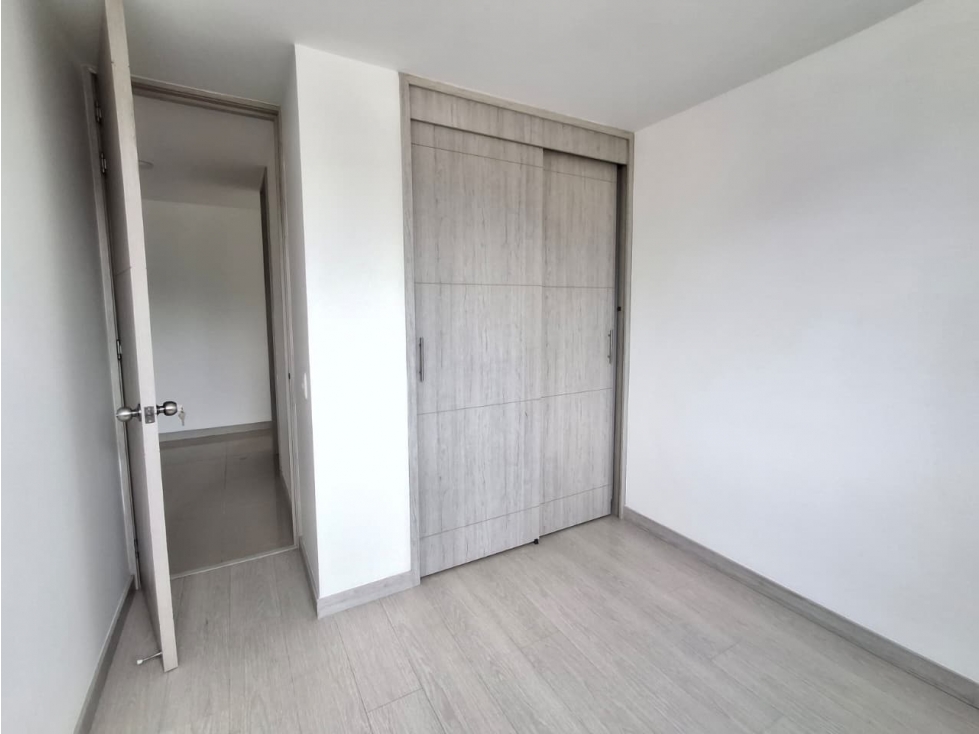 APARTAMENTO EN ARRIENDO EN SABANETA COD 10790 — foto 3