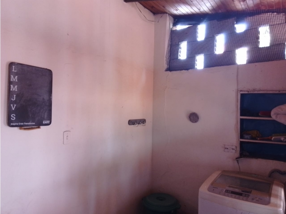 CASA EN VENTA BOSTON COD 8428