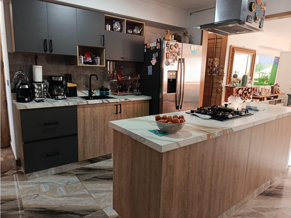 APARTAMENTO EN VENTA EN LA CANDELARIA COD 10385