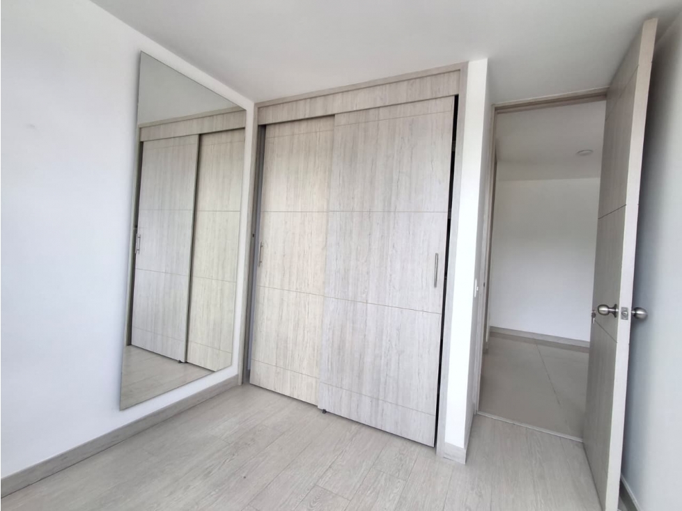 APARTAMENTO EN ARRIENDO EN SABANETA COD 10790 — foto 5