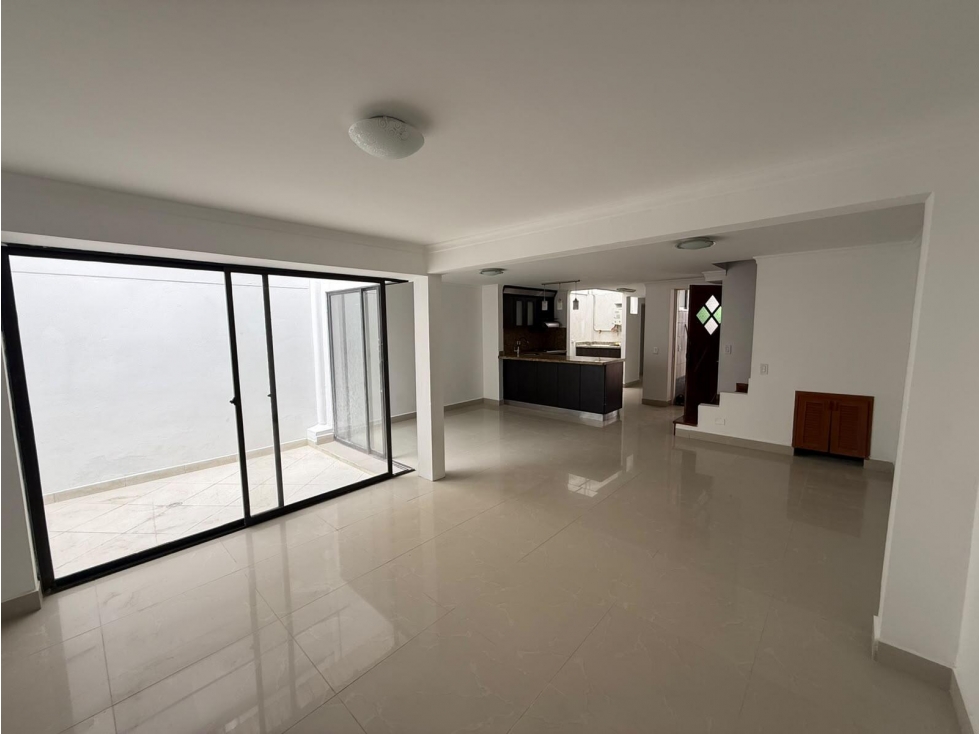CASA EN ARRIENDO EN LA LOMA DE LOS BERNAL COD 6545 — foto 3