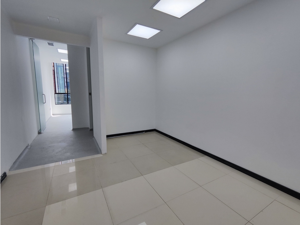 LOCAL EN ARRIENDO EN MEDELLIN COD 9417 — foto 3