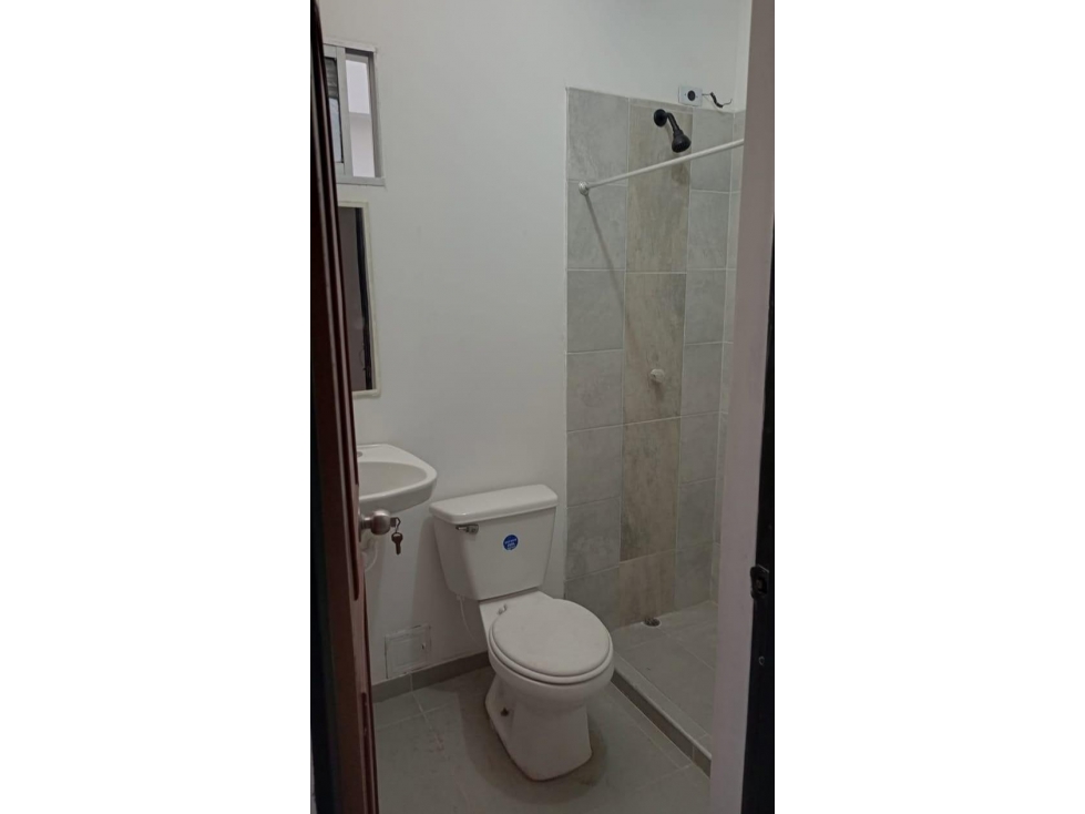 APARTAMENTO EN ARRIENDO EN MANRIQUE COD 10109 — foto 6