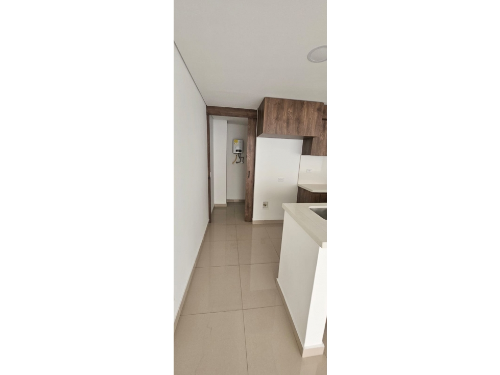 APARTAMENTO EN LAURELES LA CASTELLANA COD 10198 — foto 3