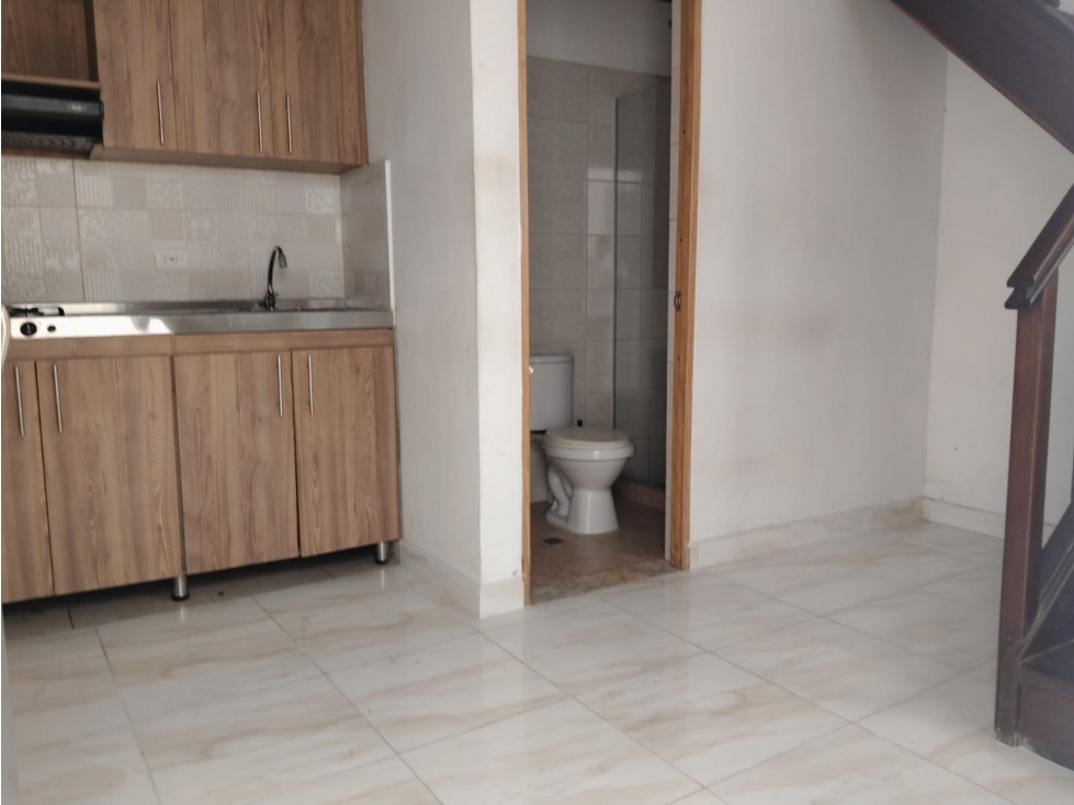 APARTAESTUDIO EN ARRIENDO EN CAMPO VALDES COD 10842 — foto 3