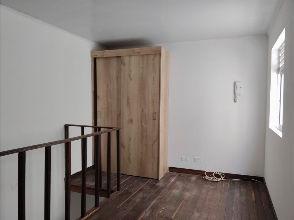 APARTAESTUDIO EN ARRIENDO EN CAMPO VALDES COD 10844 — foto 3