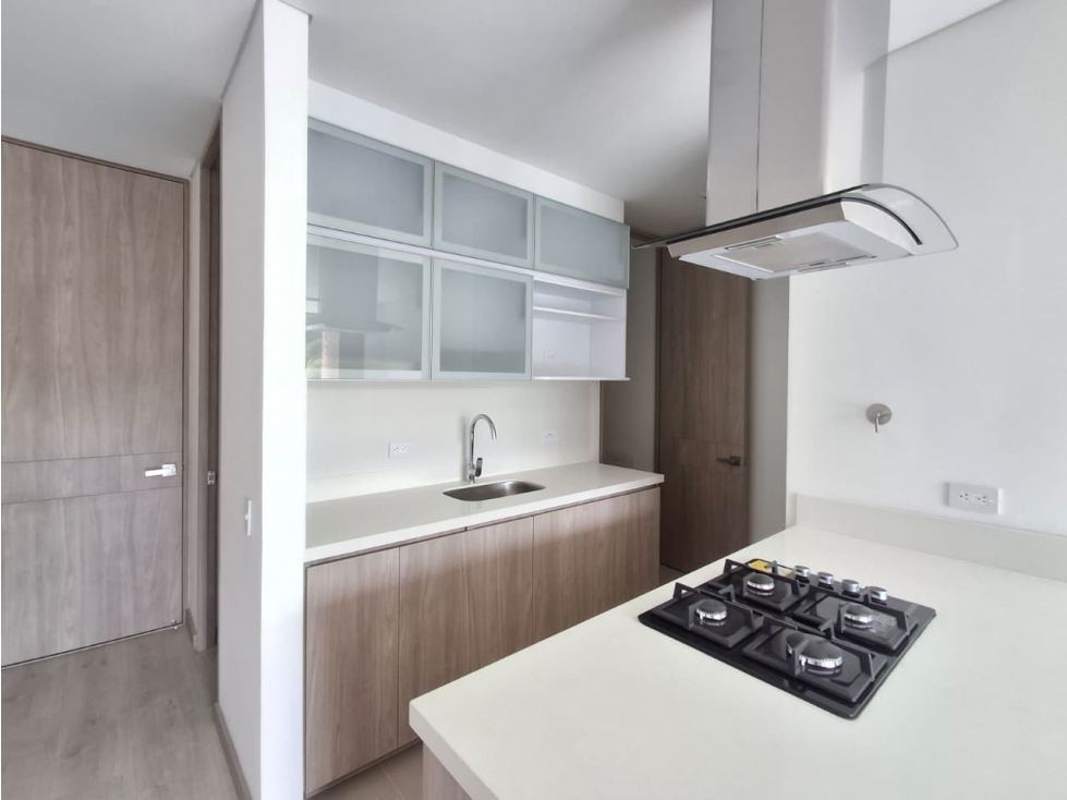APARTAMENTO EN ARRIENDO EN EL RETIRO COD 10911