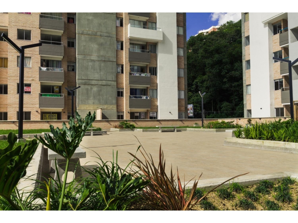 APARTAMENTO EN ARRIENDO EN SABANETA COD 3881 - 5