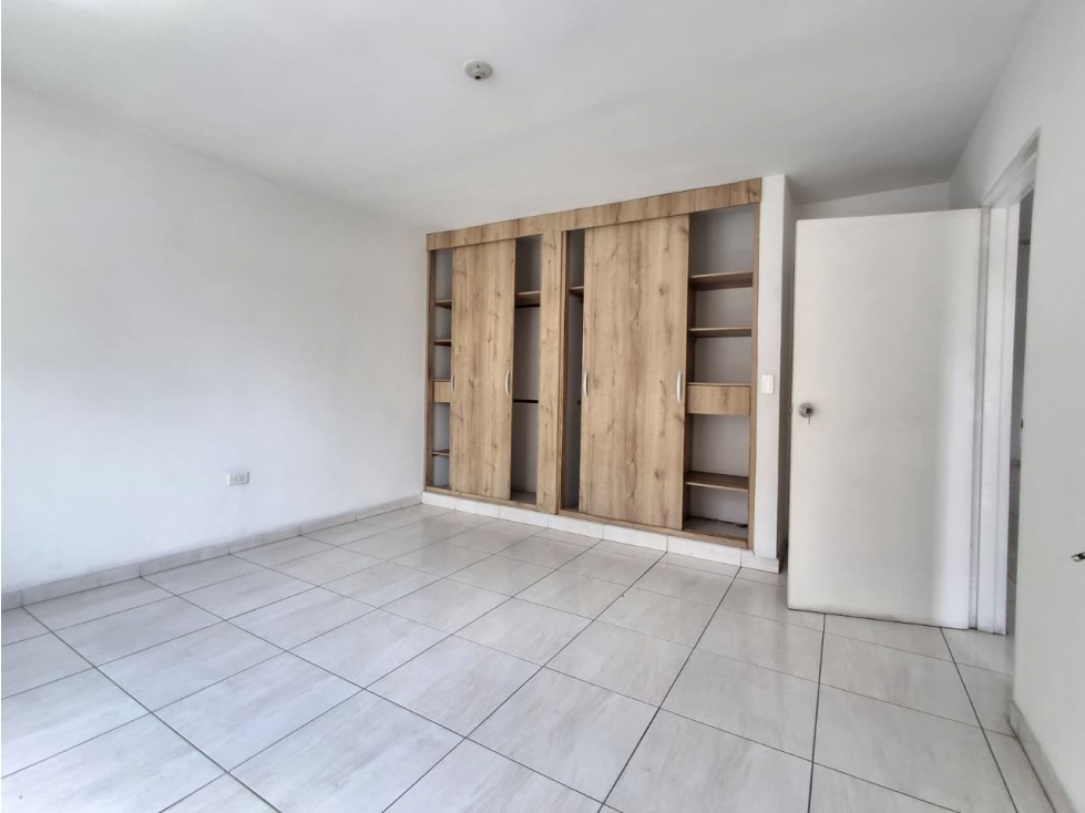 CASA EN ARRIENDO EN ITAGUI COD 10766 - 4