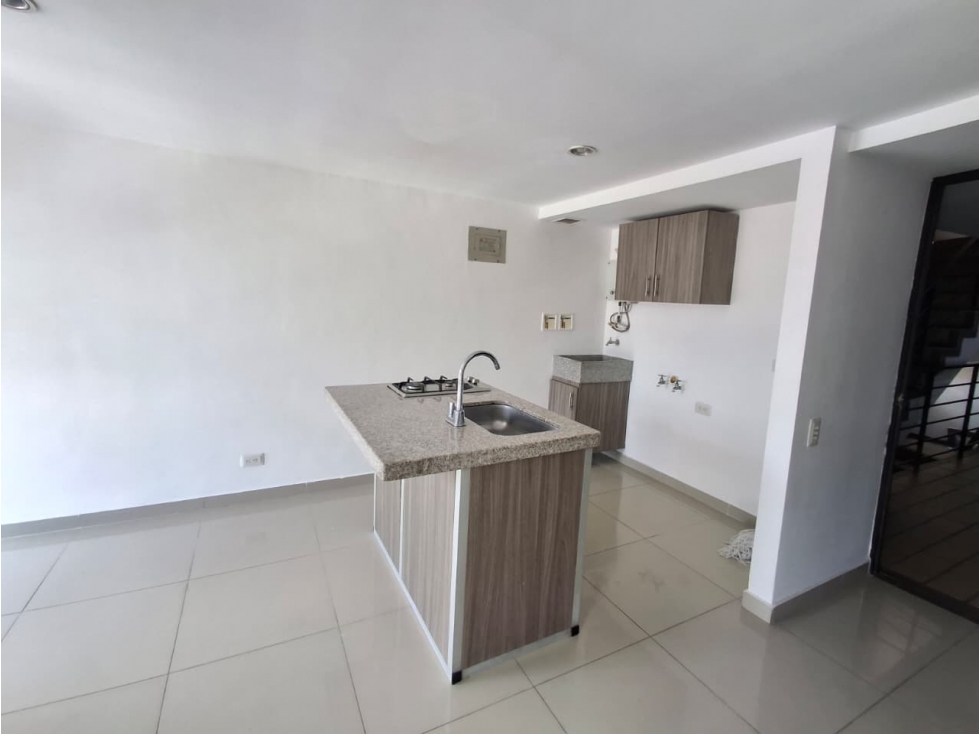 APARTAESTUDIO EN MEDELLIN COD 10840 — foto 2