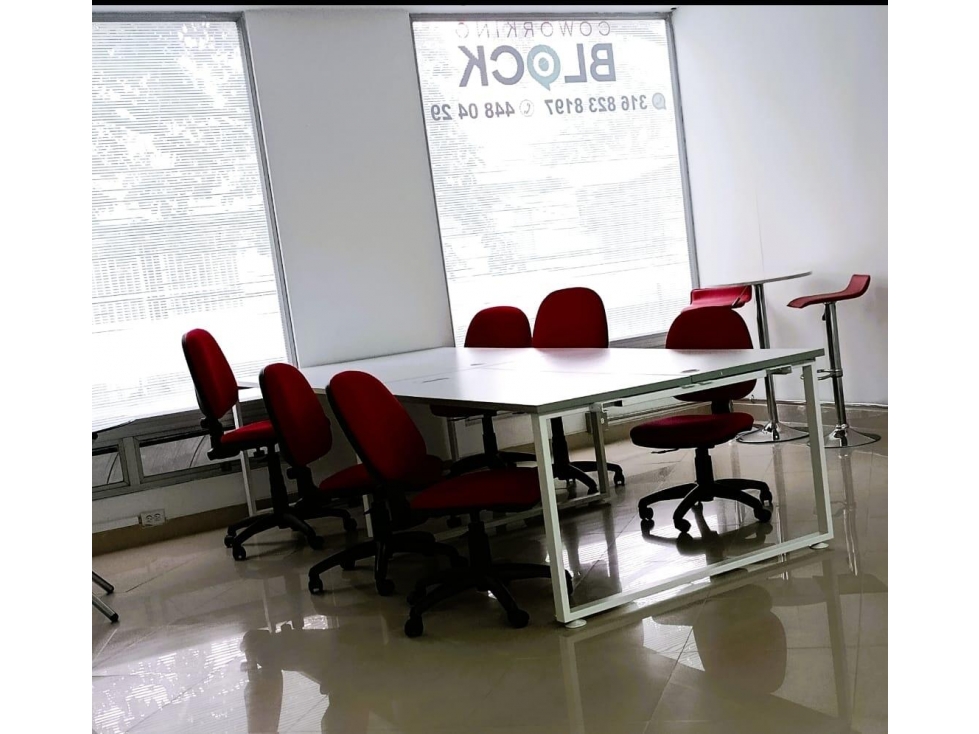OFICINA EN ARRIENDO LAURELES COD 9921