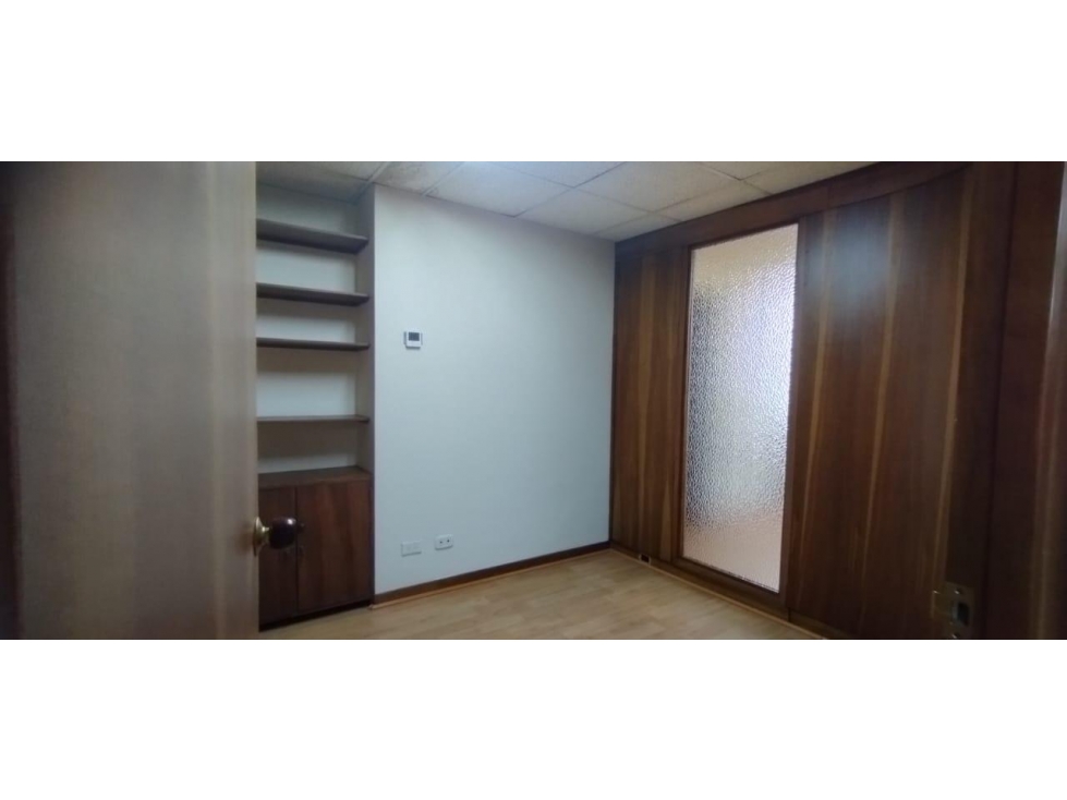 OFICINA EN ARRIENDO EN EL POBLADO COD 10289 — foto 5