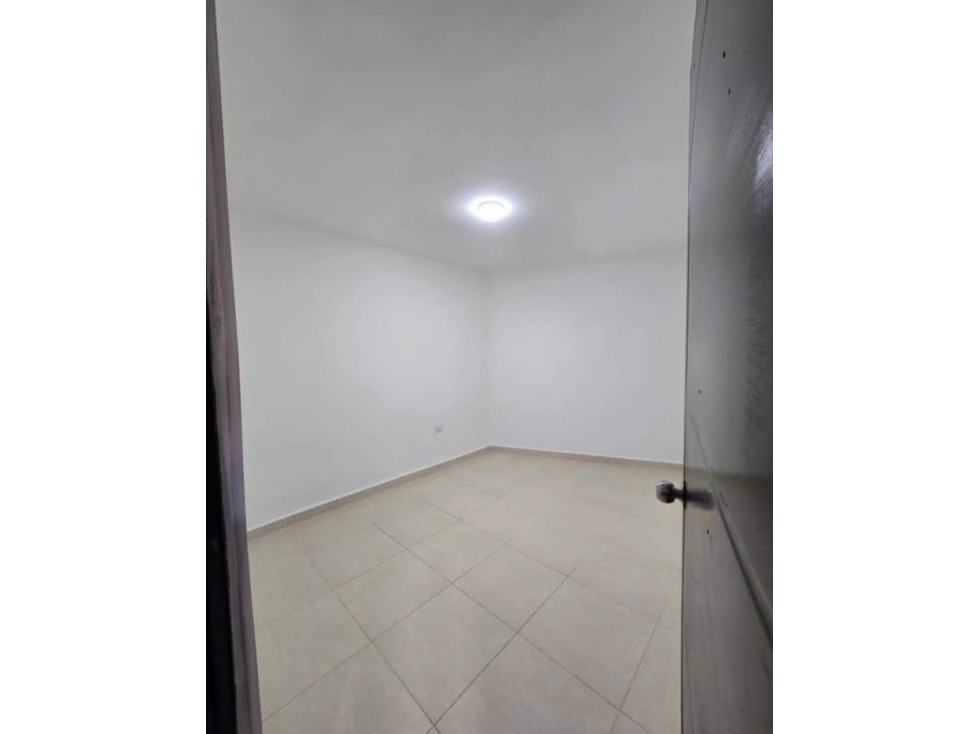 APARTAMENTO EN ARRIENDO EN VILLA HERMOSA COD 10778 — foto 5