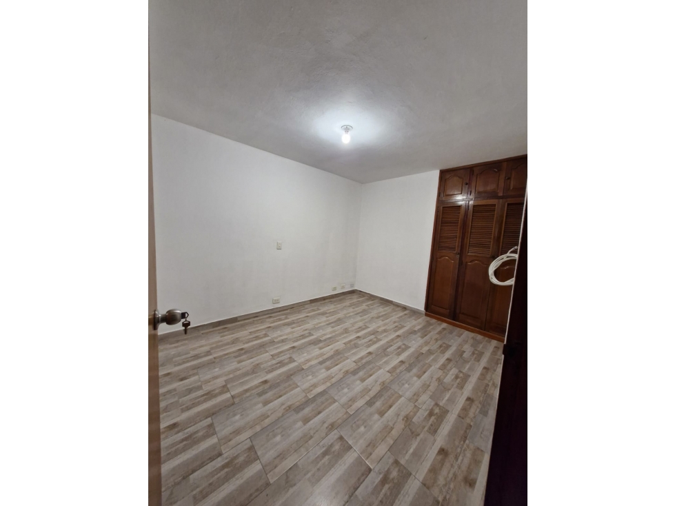APARTAMENTO EN ARRIENDO EN PRADO COD 10850 — foto 4