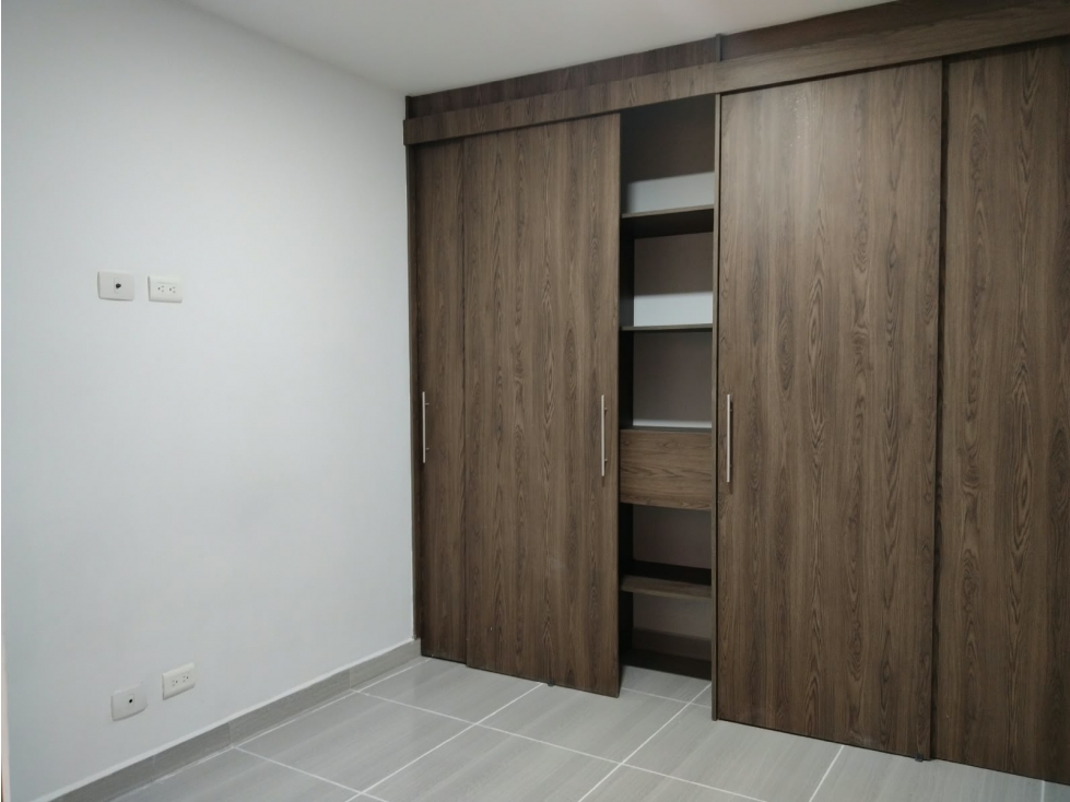 SE ARRIENDA APARTAMENTO LA CANDELARIA COD 10903 — foto 6