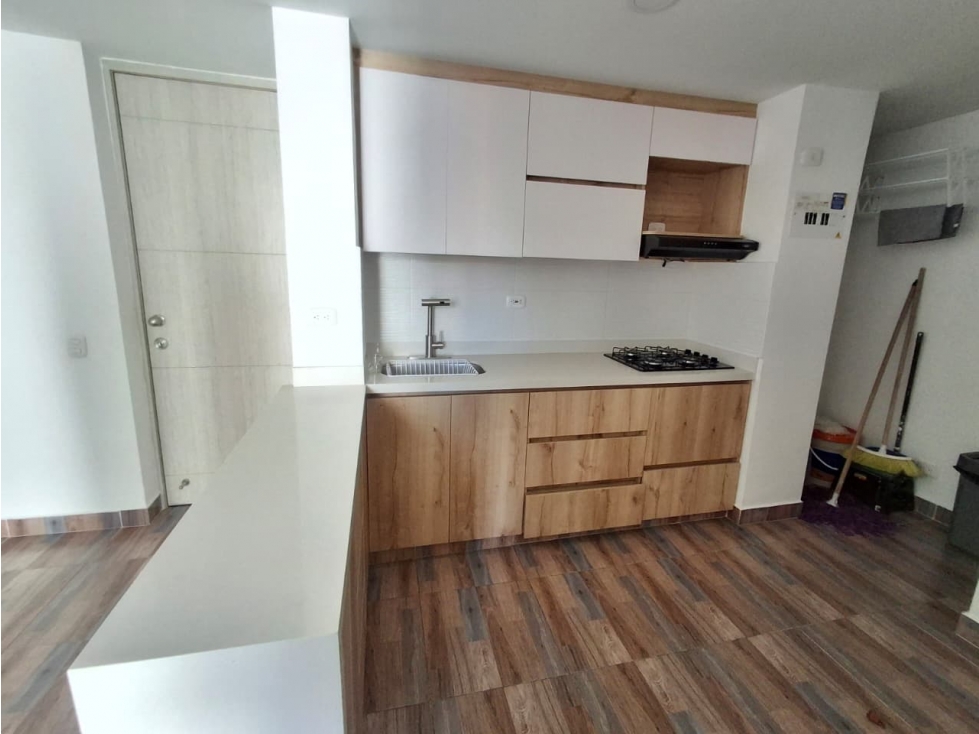 APARTAMENTO EN ARRIENDO EN SABANETA COD 10838