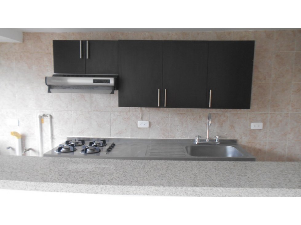 APARTAMENTO EN ARRIENDO LA MILAGROSA CÓDIGO 3440 — foto 3