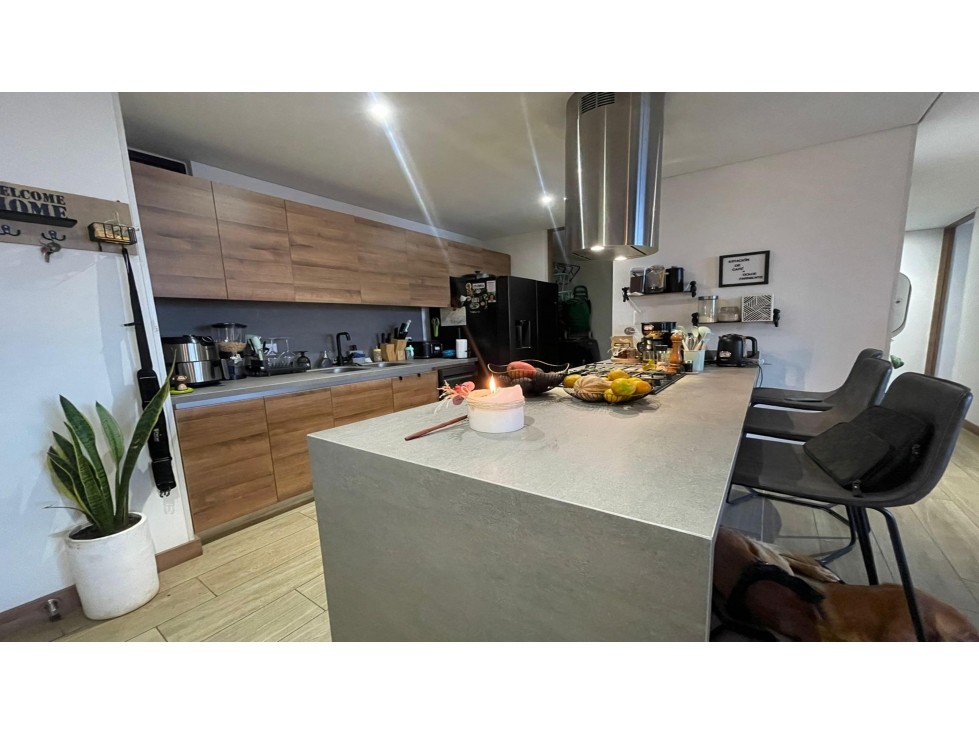 APARTAMENTO EN VENTA POBLADO COD 9686