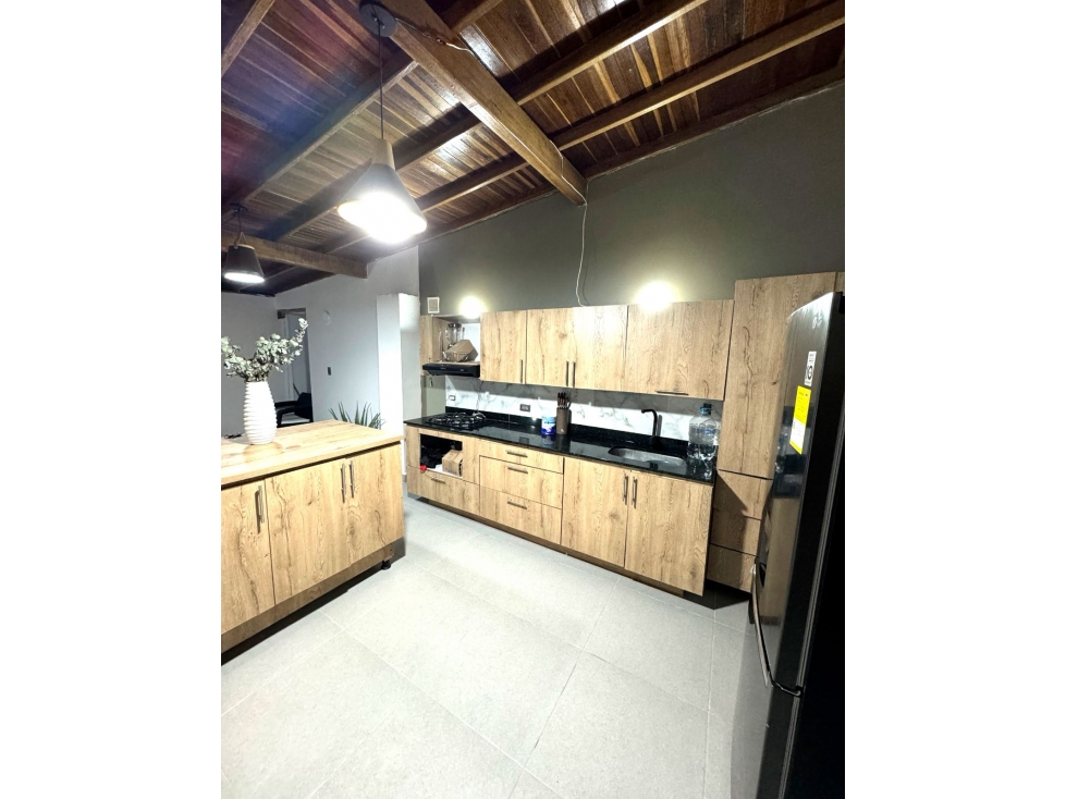 APARTAMENTO EN ARRIENDO EN SABANETA COD 9781