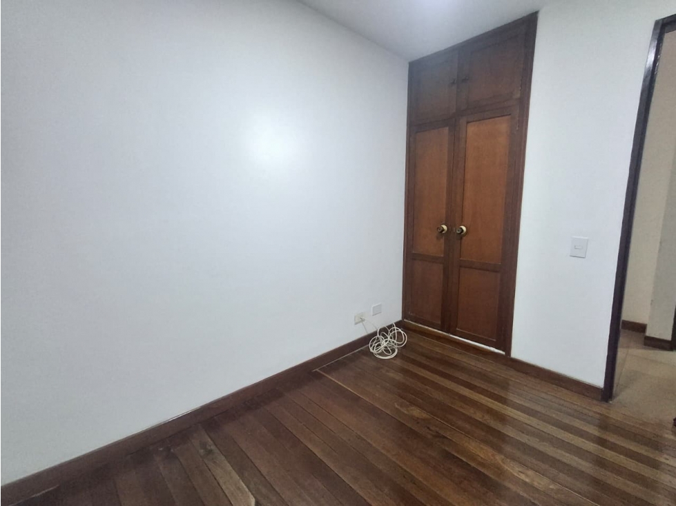 OFICINA EN ARRIENDO EN SABANETA COD 10408 - 6