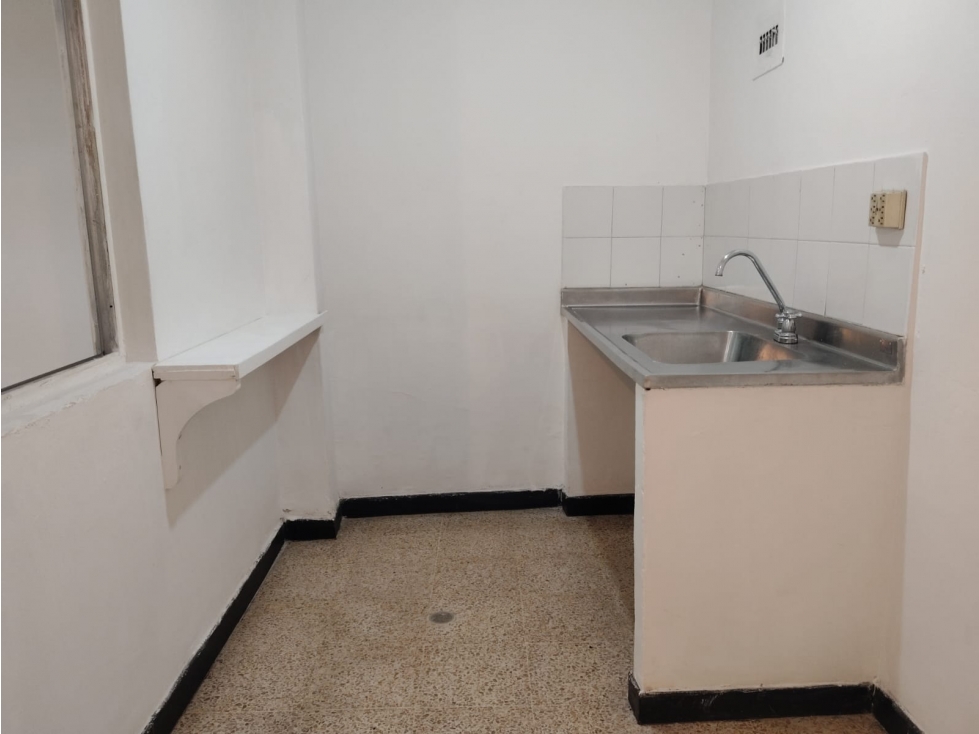 LOCAL EN ARRIENDO EN LA CANDELARIA COD 10568 — foto 5