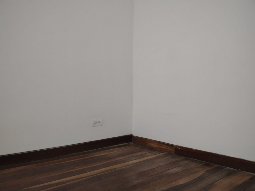 APARTAESTUDIO EN ARRIENDO EN CAMPO VALDES COD 10844 — foto 5