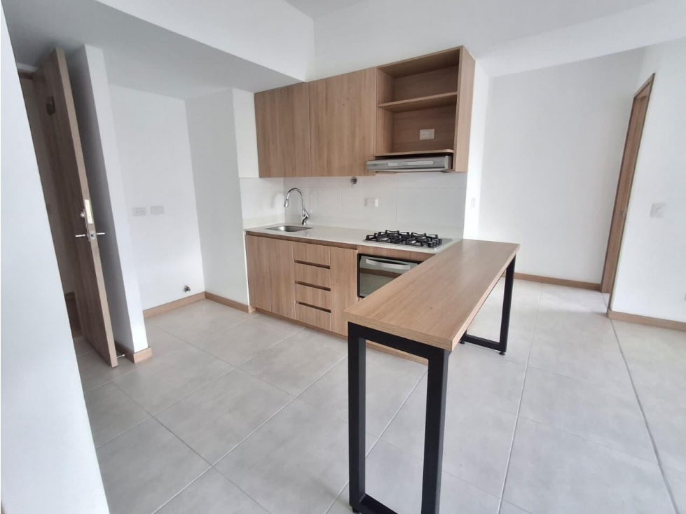 APARTAMENTO EN ARRIENDO EN SABANETA COD 10867 — foto 2