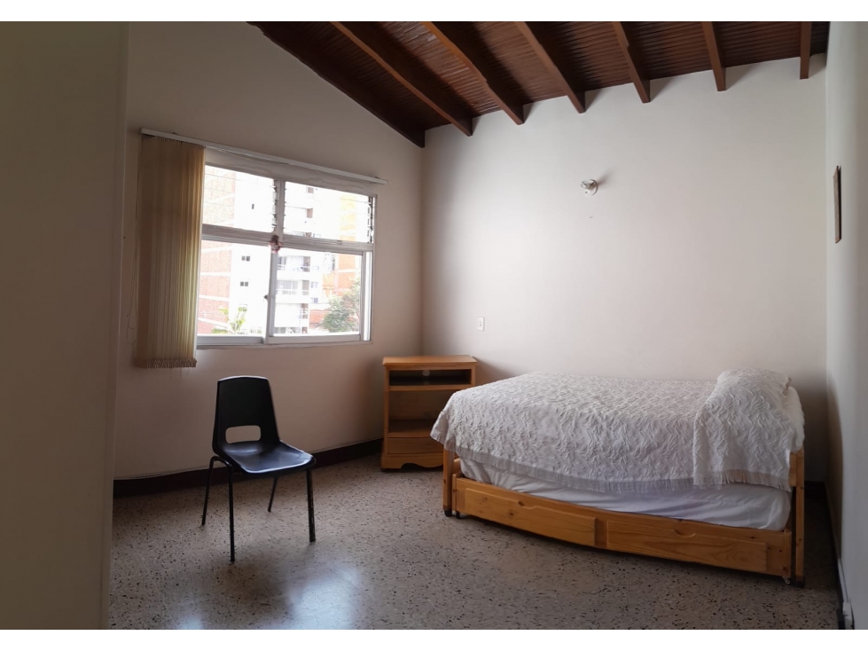 APARTAMENTO EN VENTA LAURELES NOGAL COD 8823 — foto 5