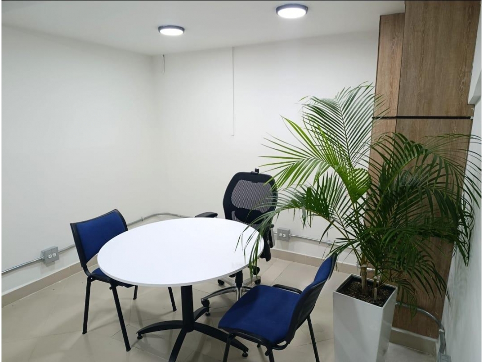OFICINA EN ARRIENDO LAURELES COD 9916
