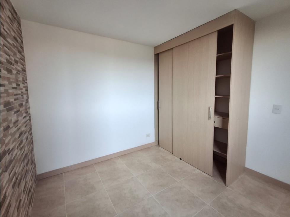 APARTAMENTO EN ARRIENDO EN MEDELLIN COD 10093 - 3