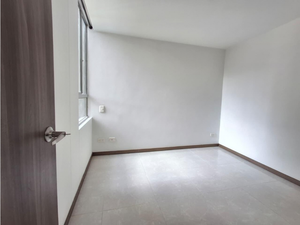 APARTAMENTO EN ARRIENDO EN SABANETA COD 10827 — foto 6