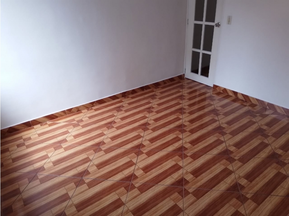 APARTAMENTO EN ARRIENDO EN LA CANDELARIA COD 8353 — foto 6