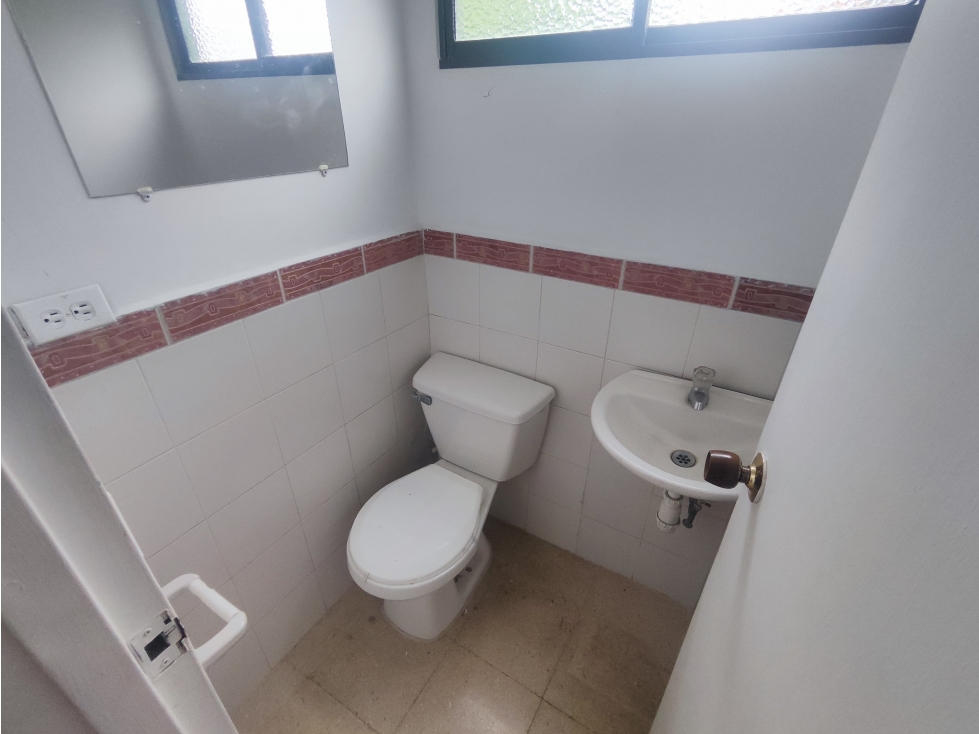 OFICINA EN ARRIENDO EN ENVIGADO COD 9119 - 4