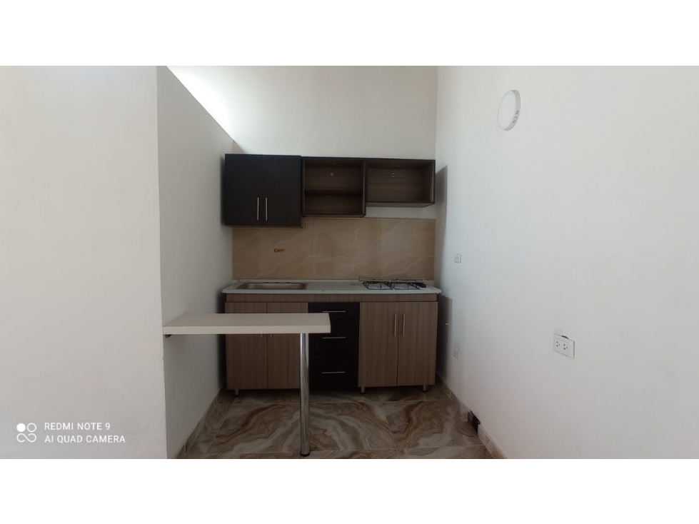 APARTAESTUDIO EN ARRIENDO PRADO COD 9710