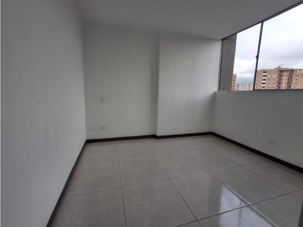APARTAMENTO EN ARRIENDO EN SABANETA COD 10873 — foto 4