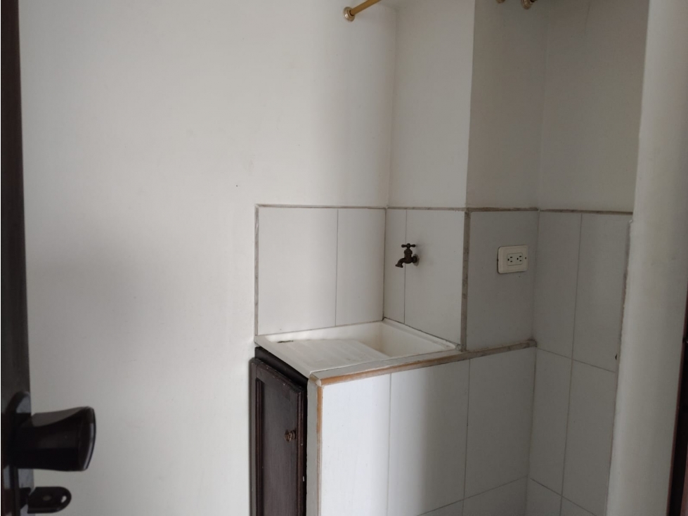 APARTAMENTO EN ARRIENDO EN MEDELLIN COD 10882 — foto 6