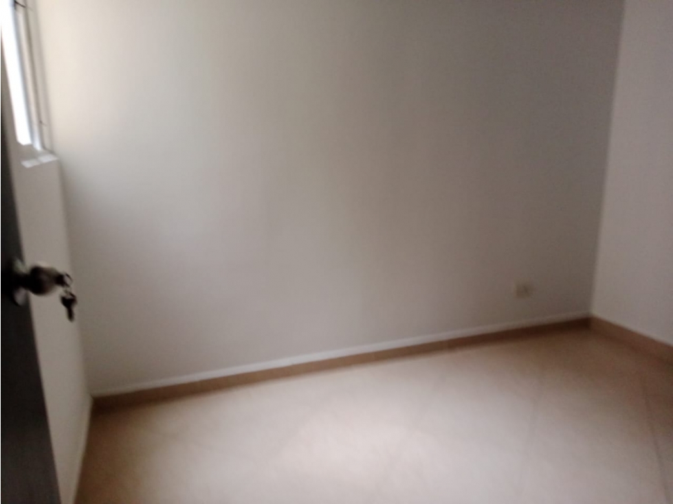 APARTAMENTO EN ARRIENDO EN MEDELLIN COD 10099 — foto 4