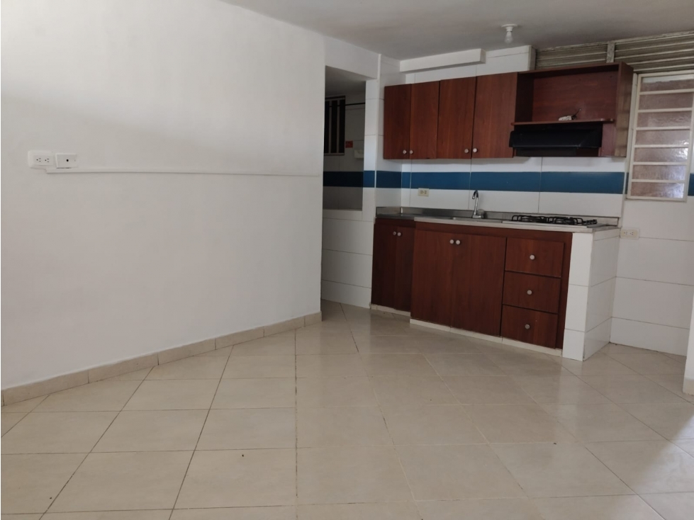 APARTAESTUDIO EN ARRIENDO EN LA CANDELARIA COD 10748 — foto 2