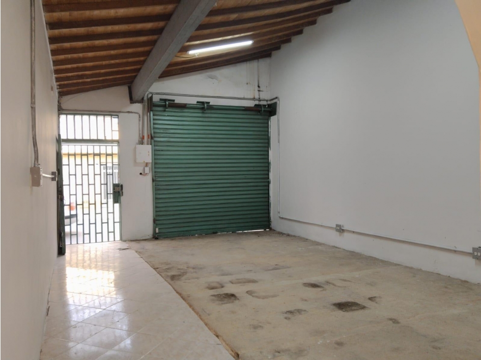 LOCAL EN ARRIENDO BOSTON COD 10404