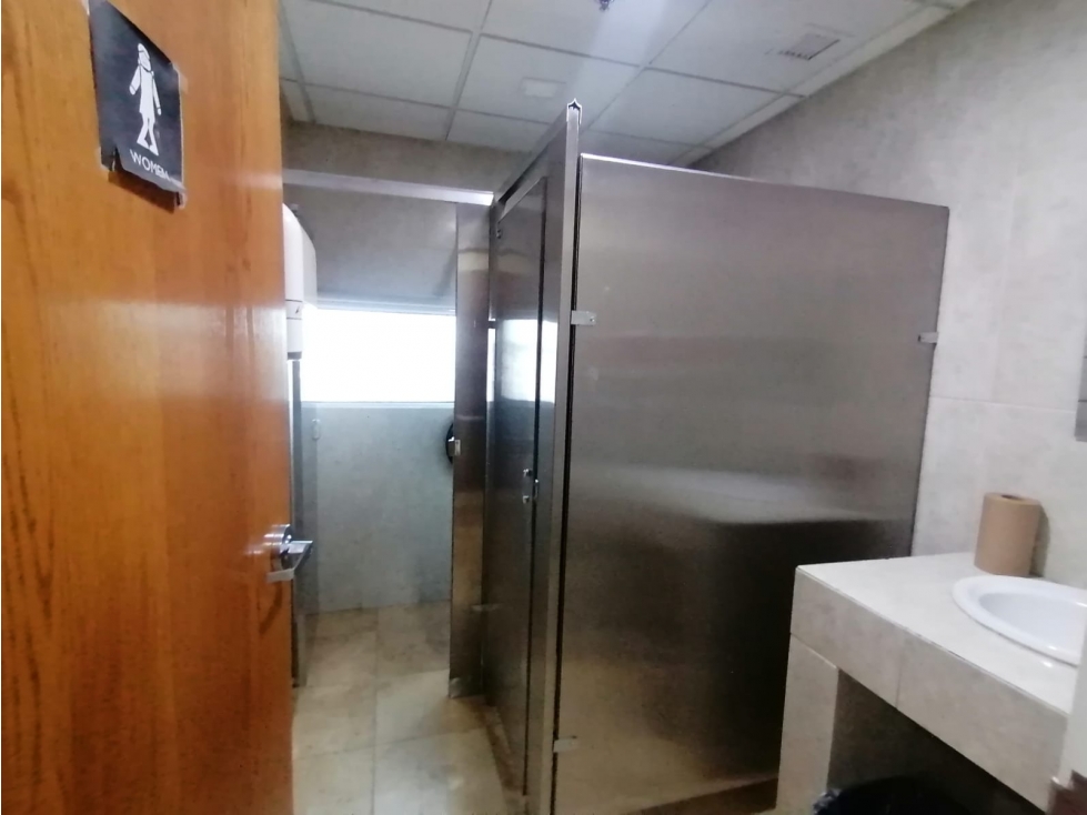 Oficina con mobiliario y servicios incluidos. Teofilo Borunda Juárez. - 3