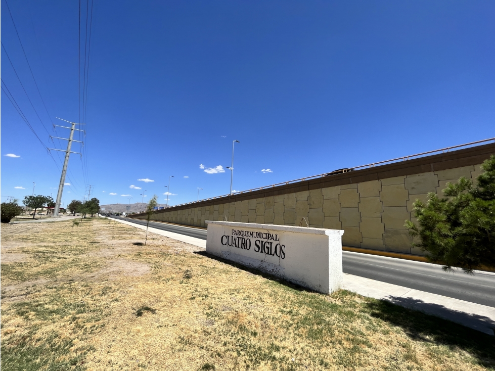 Terreno a nivel de calle y limpio! Bulevar Juan Pablo 2do Juárez Chih. — foto 2