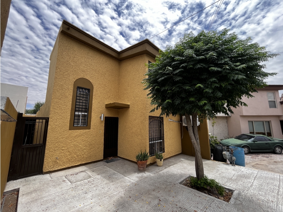 Casa en renta con Recamara en planta baja, Sector Paseo de la Victoria - 2