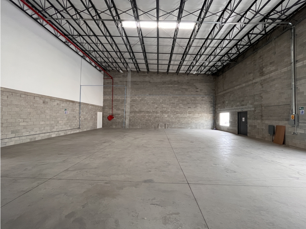 Bodega # 7 con altura libre de 8 Metros. Por Aeropuerto Juárez Chih — foto 6