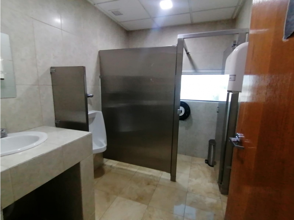 Oficina con mobiliario y servicios incluidos. Teofilo Borunda Juárez. - 4
