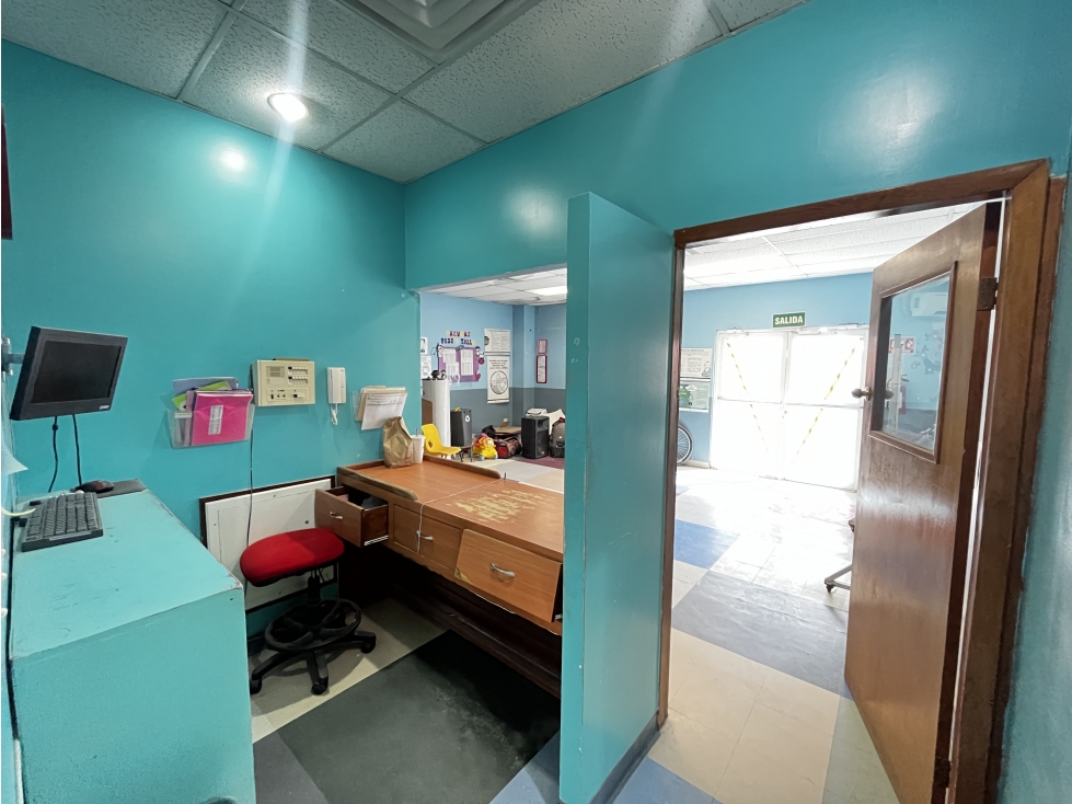 Edificio Comercial / Bodega / Escuela en Venta. Juárez Chih. - 6