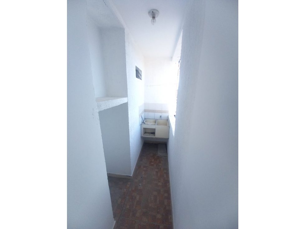 SE ARRIENDA APARTAESTUDIO EN SANTA INES PISO 3 - TULUA - 4