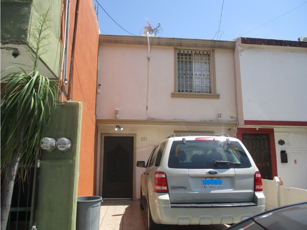 Casa en RENTA Hacienda de Santo Domingo, San Nicolas de los Garza - 1