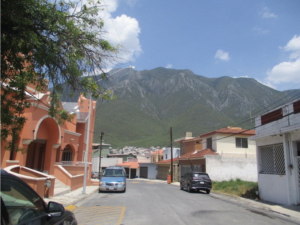 Casa en Venta Las Brisas, Monterrey - 1