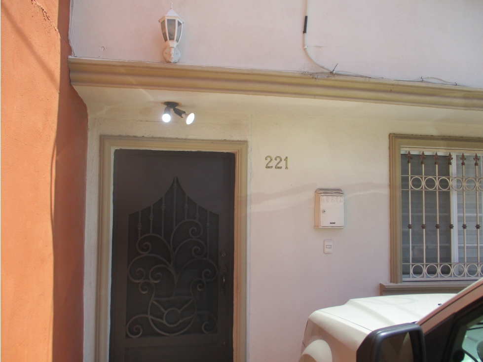Casa en RENTA Hacienda de Santo Domingo, San Nicolas de los Garza - 2